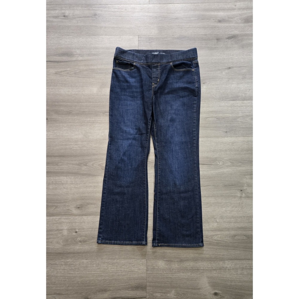 Levi Strauss Womens Totally Shaping Pull On Boot Cut Jeans size 12S 34x28 READ